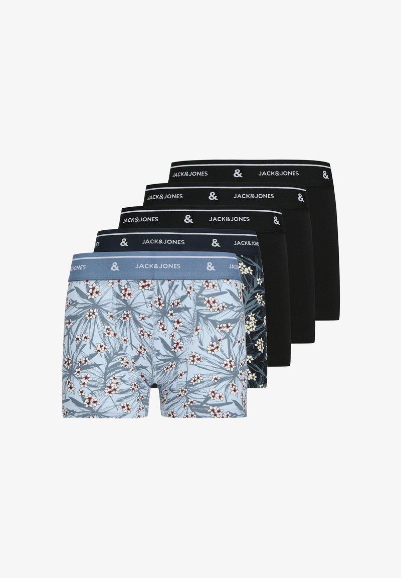 Quatre paires de boxer pour hommes en noir, avec des tailles élastiques portant le logo de la marque. Une paire a un motif floral bleu sur un fond clair.