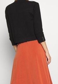 Wallis Cardigan - black