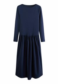 Mörkblå klänning med långa ärmar, rund halsringning, figurnära bodice och en rynkad midja som leder till en flödande kjol. Slät tygtextur.