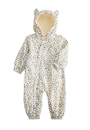 Babykleidung in Creme mit grauen Leopardenflecken, elastischen Bündchen, Kapuze mit kleinen Stoffohren und vorderen Druckknöpfen.