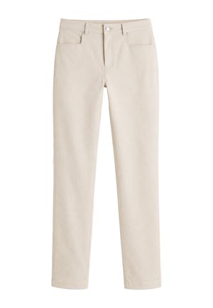 Beige slim-fit broek met knoop en rits aan de voorkant, vijf zakken en riemlussen, weergegeven op een witte achtergrond.