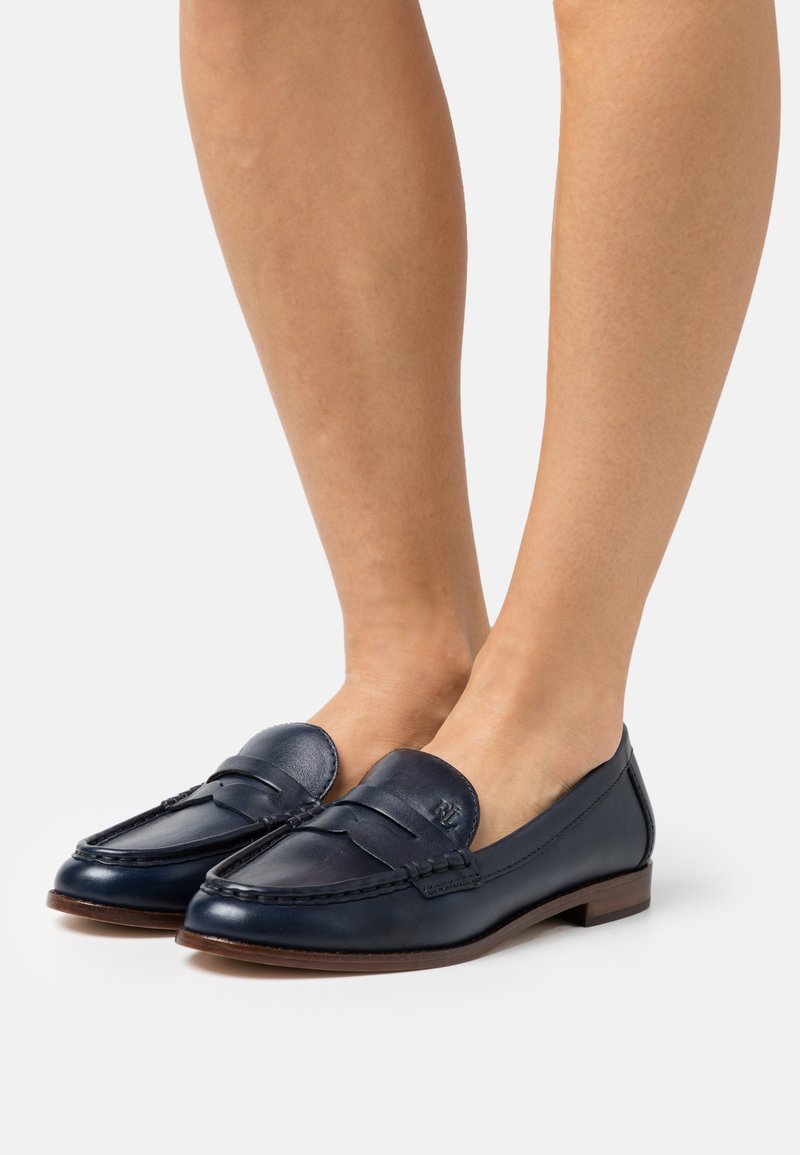 Lauren Ralph Lauren - WYNNIE BURNISHED LEATHER LOAFER - Našuchovačky - refined navy, Zväčšiť