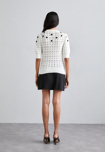 Baum und Pferdgarten CAPONI - T-shirt imprimé - cloud dancer