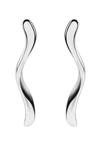 Metaliczne srebrne klamki drzwiowe o wydłużonym, falistym kształcie. Gładka tekstura i polerowane wykończenie podkreślające krzywe i eleganckie linie.