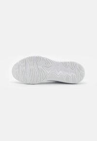 ASICS JOLT 4 - Chaussures de running sur route - white/white