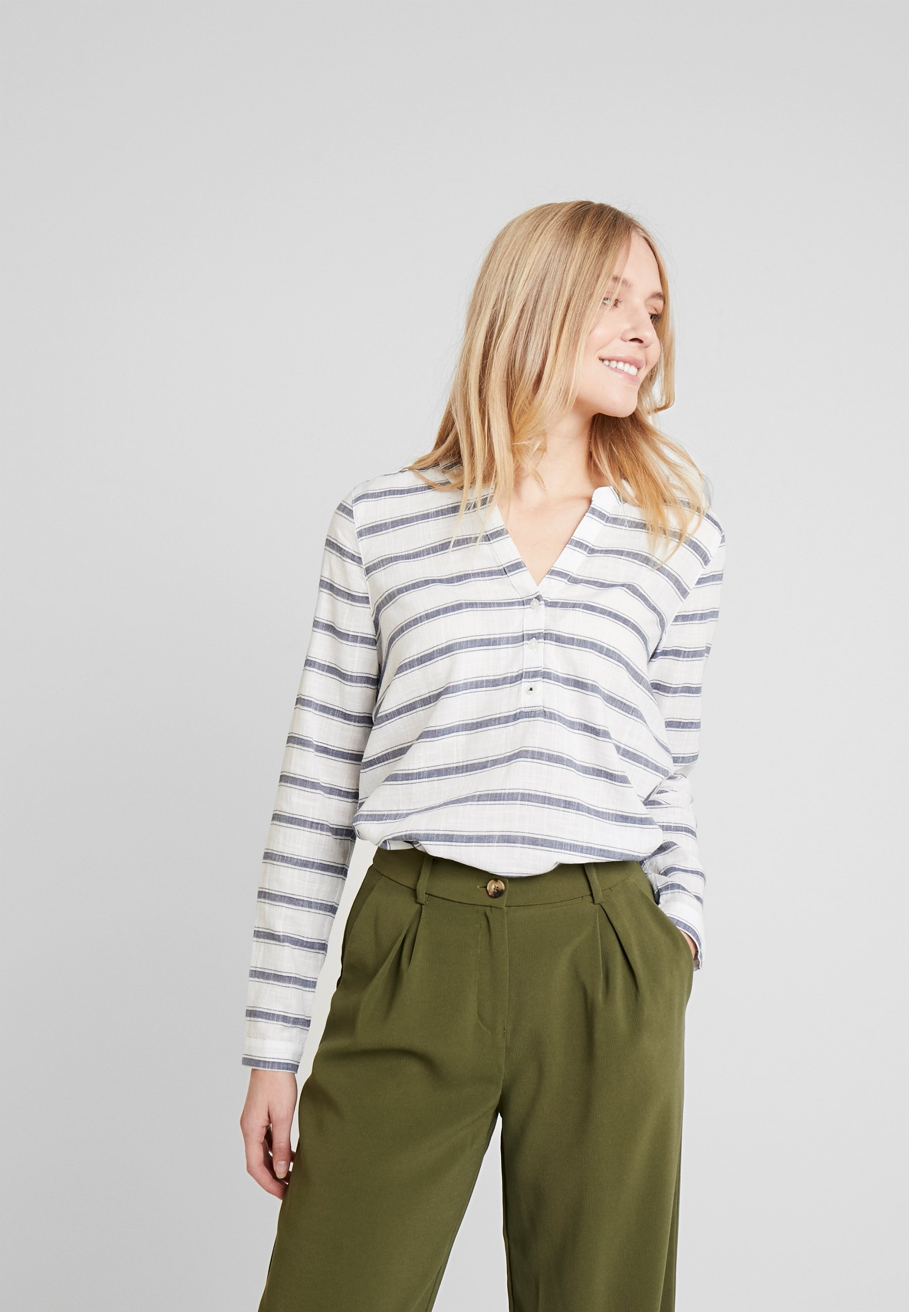 TOM TAILOR DENIM STRIPED HENLEY BLOUSE Bluser whitenavy TOM TAILOR DENIM STRIPED HENLEY BLOUSE - Bluser - white/green