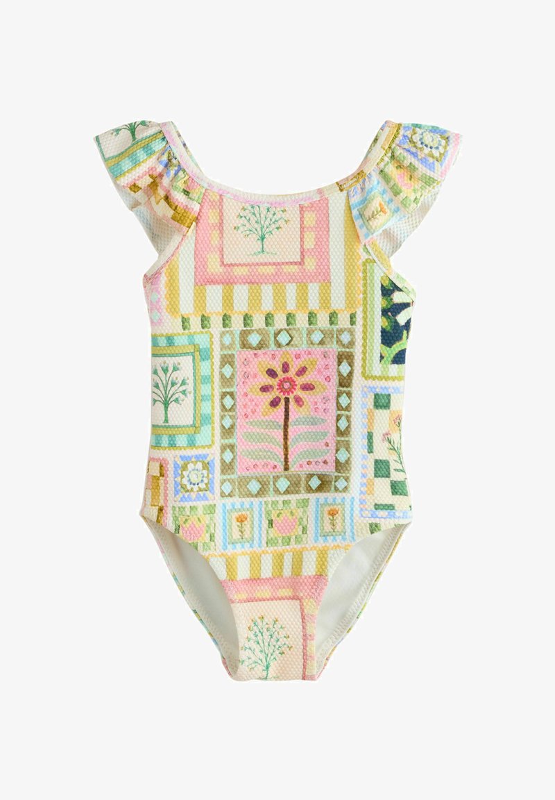 Maillot de bain one-piece avec des bretelles à volants, présentant un motif patchwork coloré dans des teintes pastel, incluant des fleurs et des formes géométriques.