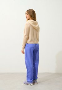 Authentic Cashmere ELOWEN nude