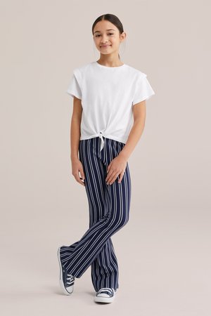 WE Fashion Lihtne T-särk - white