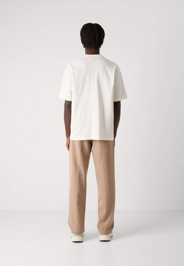 TE - Basic T-shirt - natural2