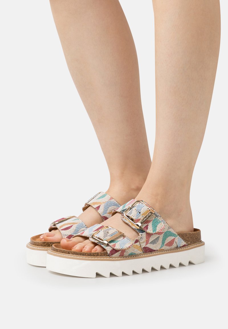 mules tamaris leopard