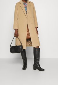 VILA Cappotto classico - beige