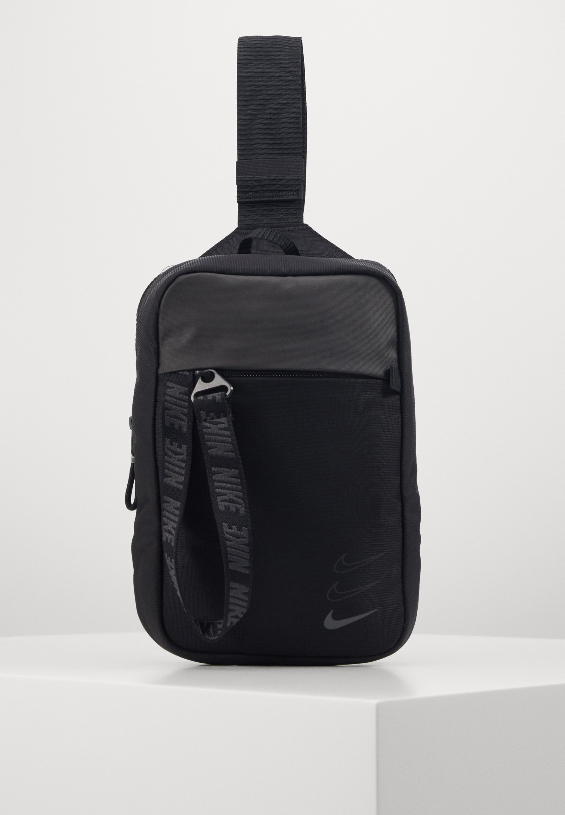 Nike Sportswear Essentials Crossbody Bag In Black