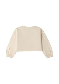 Blusa corta color crema con mangas largas y fruncidas y escote redondo. Tejido suave sin patrones visibles ni detalles de hardware.