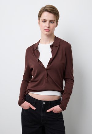 BROWN REGULAR FIT LYOCELL AND COTTON POLO NECK SWEATER - Polo - dark brown