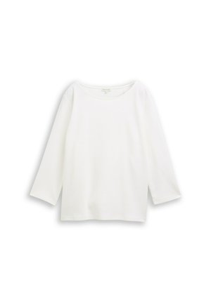 Biała, długoskrzydła bluzka wykonana z teksturowanej dzianiny. Ma szeroki, okrągły dekolt i luźny krój, a rękawy sięgają poniżej łokcia.