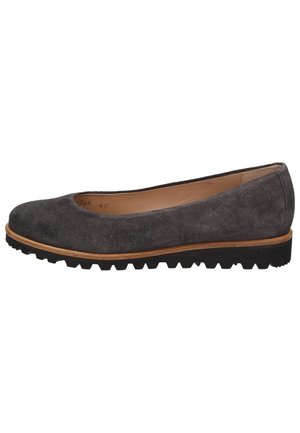 Grey suede flat shoe with a rounded toe, featuring a contrasting light brown midsole and a grooved black rubber outsole.