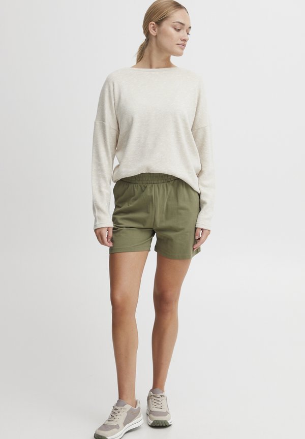 OXODINE REGULAR FIT - Shorts - olivine3