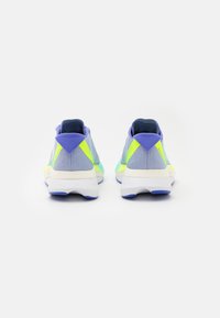 adidas Performance ADIZERO BOSTON 12 - Silniční běžecké boty - light blue