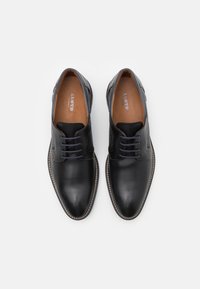 Lloyd Derbies - black