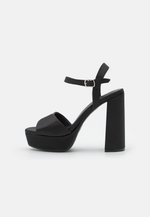 Sandali XTI Donna - Tacco 8cm Plateau, Tessuto Metallizzato, Suola Antiscivolo, Vegano - Foto 9