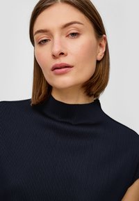 s.Oliver BLACK LABEL T-Shirt basic - navy