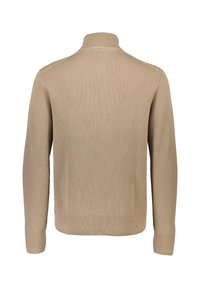 Beige Rippstrickpullover mit hohem Kragen und langen Ärmeln. Merkmale eine figurbetonte Silhouette mit strukturiertem Strick und ohne sichtbare Verschlüsse.