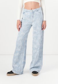 Pieces - PCFELINE WIDE - Wide Leg - light blue denim Thumbnail-Bild 1