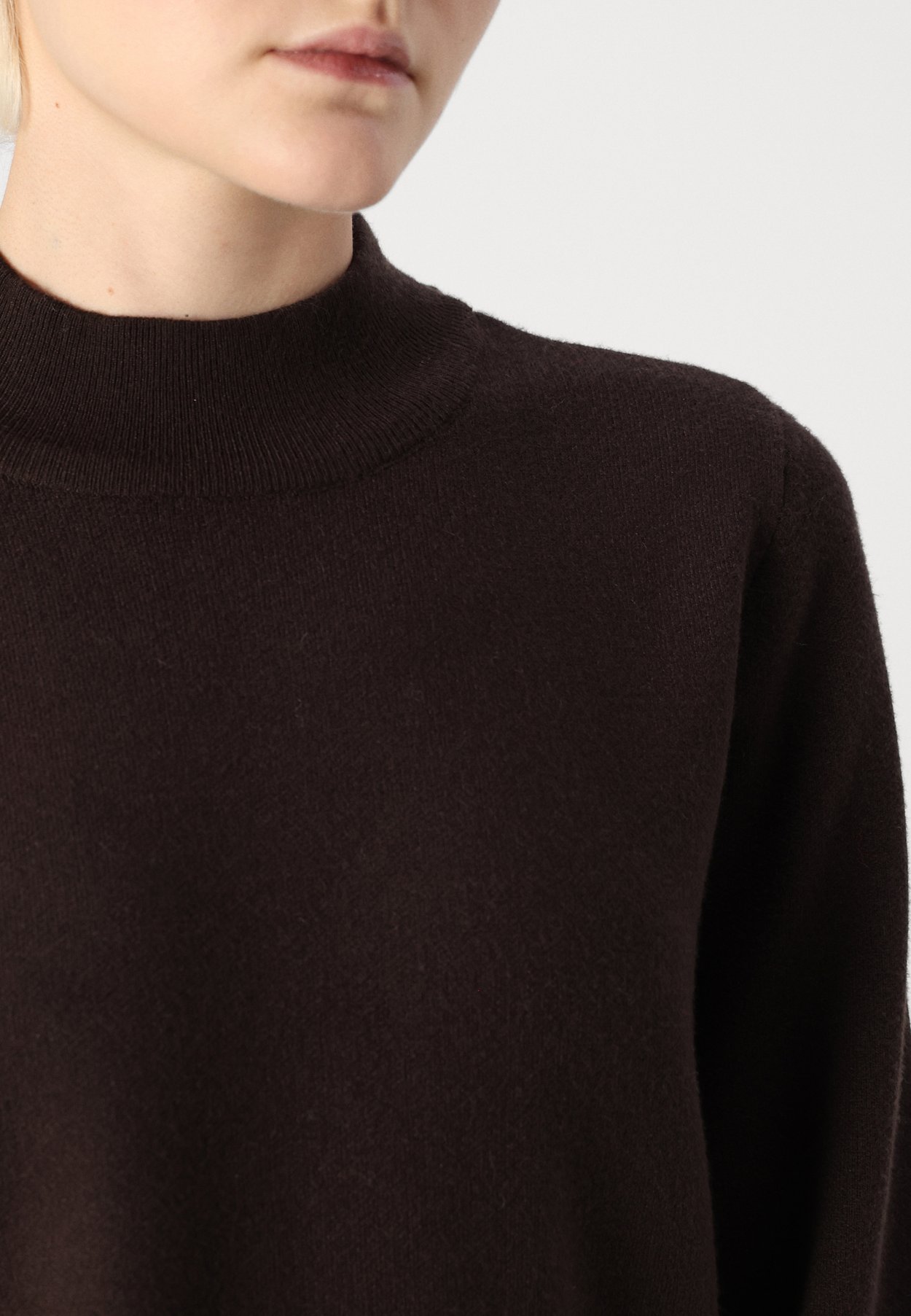 ONLANNY O-NECK