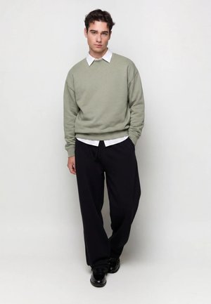 Balmohk, Crew Neck Basic - Mikina - forest green