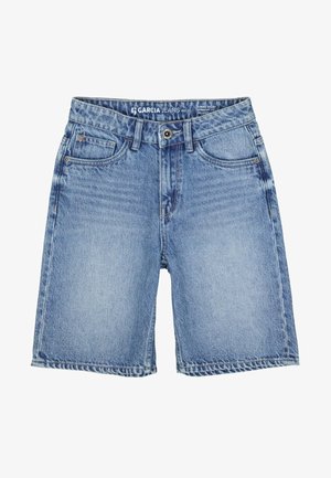 Shorts en denim bleu clair avec poches avant, passants pour ceinture, et fermeture par bouton, présentant une coupe droite et décontractée.