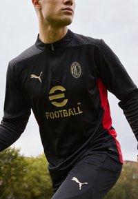 Puma AC MILAN TRAINING 1/4 ZIP - Vereinsmannschaften - black/for all time red