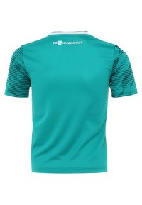 Vihreä lyhythihainen urheilupaita, jossa on pyöreä kaulus, hihansuissa teksturoitu tummanvihreä kuvio ja "DIE MANNSCHAFT" -logo takana.