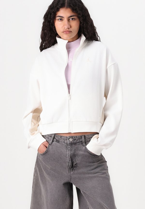 JACKET CORE - Training jacket2