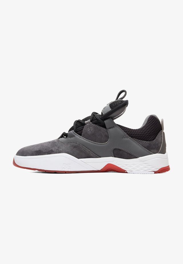 Skate shoes - GREY/BLACK/RED