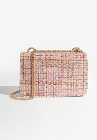 Valimata, pastel pink