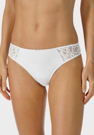 Witte katoenen slipjes met kantaccenten aan de zijkanten, een klein strikje aan de voorkant en een glad, naadloos ontwerp.