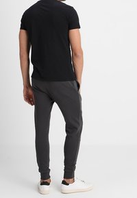 Pier One Träningsbyxor - dark grey