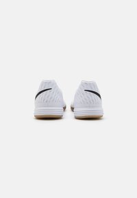 Nike Performance LUNAR GATO - Futbola zābaki iekštelpām - white/light brown