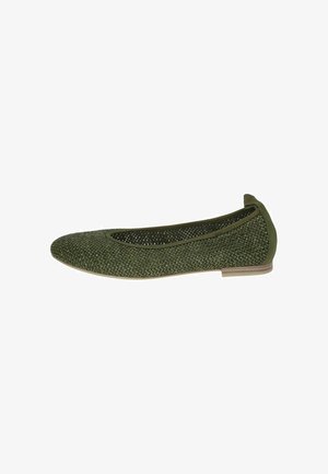 Chaussure plate tissée verte avec un bout arrondi, un talon fin et une texture en maille. Dispose d'une doublure douce et d'un design minimaliste.