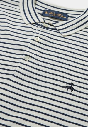 Gestreept polo shirt in crème en marineblauw, met een kraag, een drieknopen placket en een klein geborduurd logo op de borst.