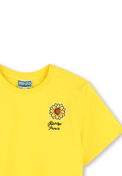 Geel katoenen t-shirt met een geborduurde zonnebloemontwerp en de tekst "Kenzo Paris" op de linkerborst. Korte mouwen, ronde hals.