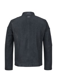 Schwarze Lederjacke mit hohem Kragen, tailliertem Schnitt und ohne sichtbare Verzierungen, die eine glatte Textur und minimalistischen Stil zeigt.