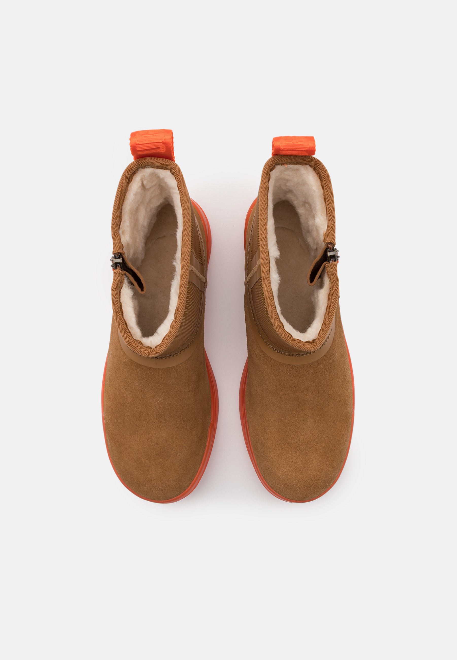 UGG CLASSIC TECH MINI Vinterstövlar chestnut Zalando.se UGG CLASSIC TECH MINI Vinterstövlar chestnut Zalando.se