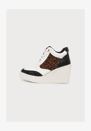 Anna Field, Zapatillas altas - leo white