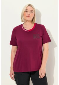Ulla Popken QUICK DRYING SHORT SLEEVE - Camiseta estampada - wine red
