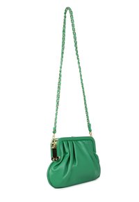 Borsa a tracolla verde in pelle con design plissettato, hardware dorato e manico a catena intrecciata, caratterizzata da una forma strutturata e una superficie liscia.