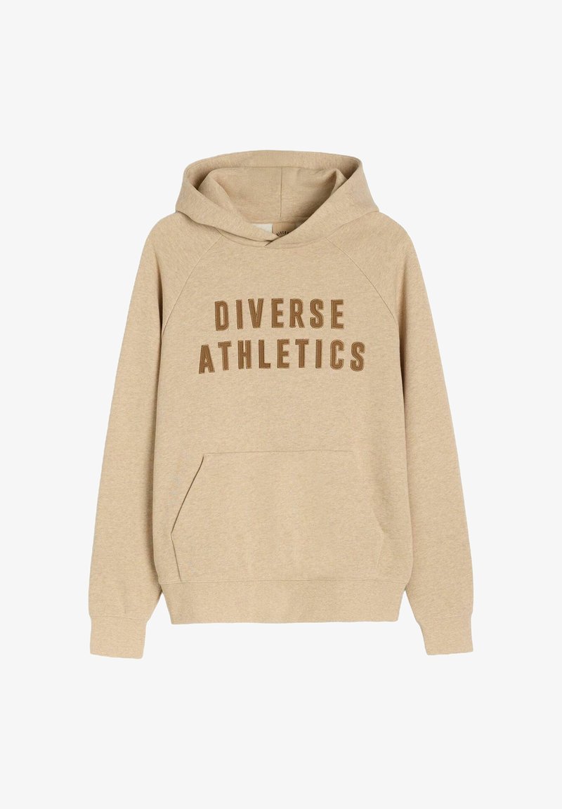 Beżowa bluza z kapturem z kieszenią z przodu, z napisem "DIVERSE ATHLETICS" w brązowych dużych literach na klatce piersiowej.