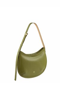 Borsa a spalla in pelle verde con forma curvata, tracolla regolabile color nocciola e sottile logo dorato sul davanti. Finitura liscia.