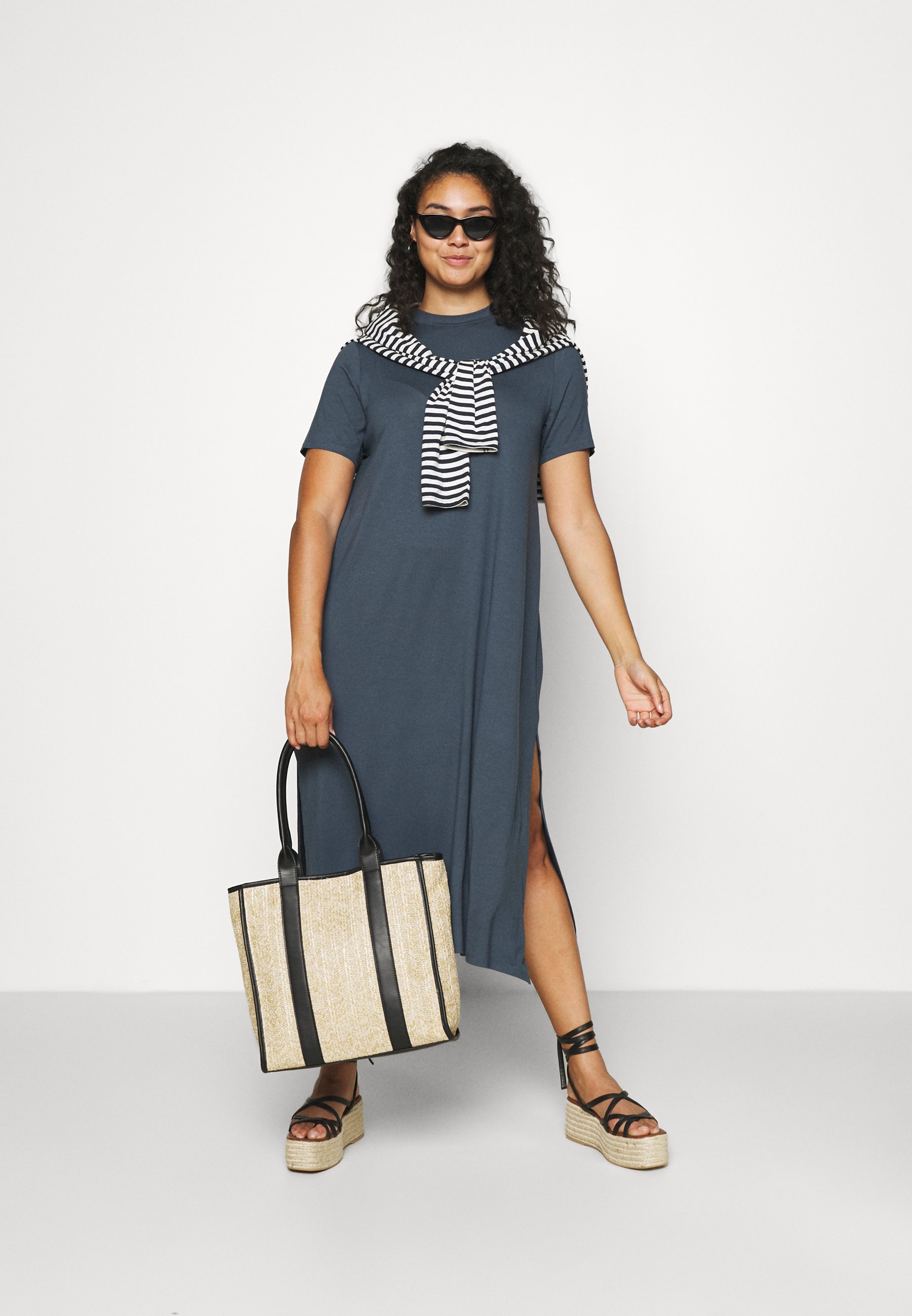 Donna MIDI DRESS WITH SIDE SPLIT - Vestito estivo Donna MIDI DRESS WITH SIDE SPLIT - Vestito estivo